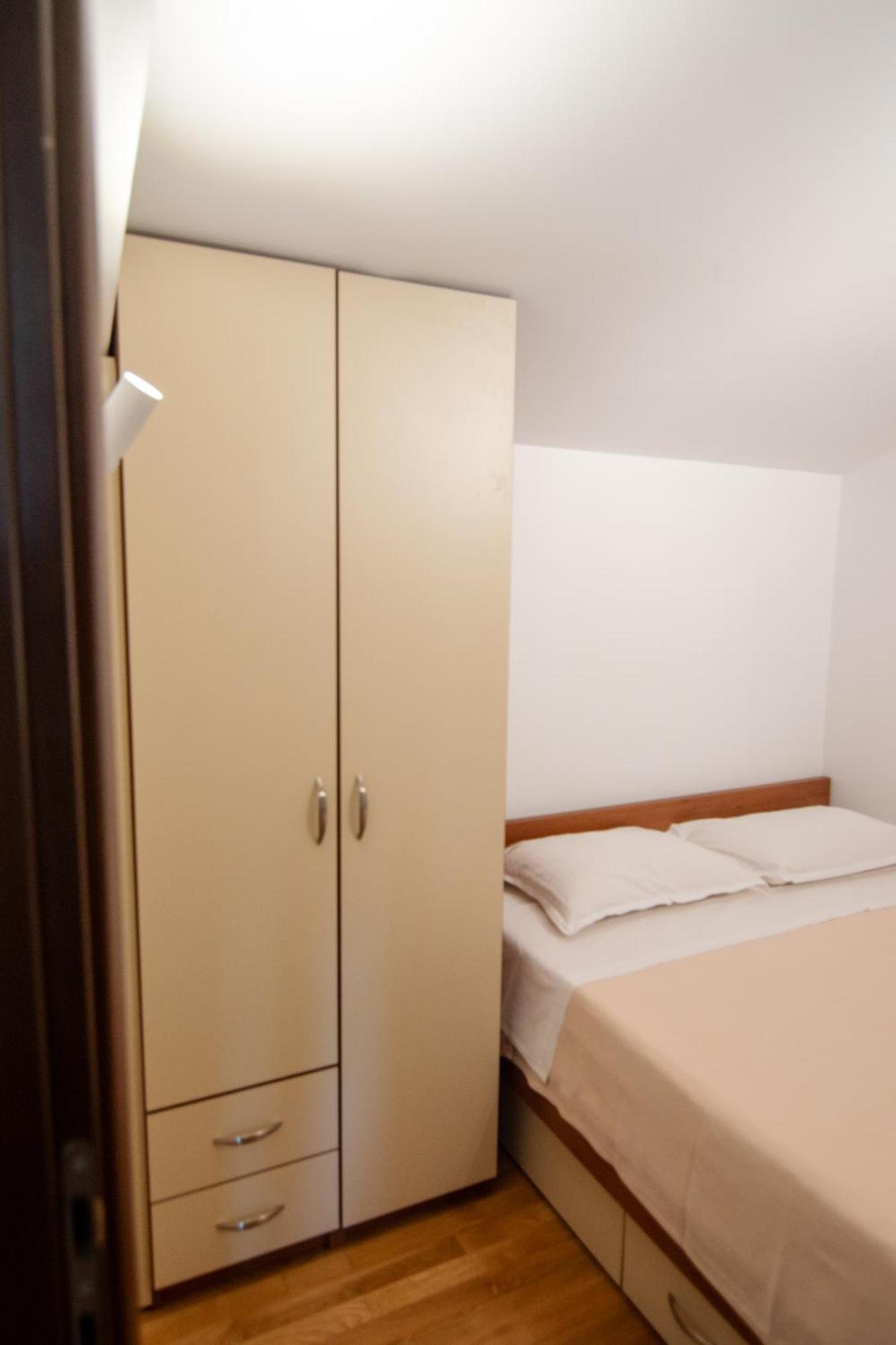 City Center Apartments 蒂瓦特 外观 照片